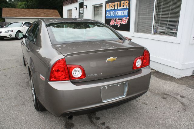 Chevrolet Malibu 2010 photo 4