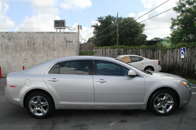 Chevrolet Malibu 2010 photo 1