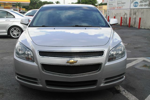 Chevrolet Malibu 2010 photo 3