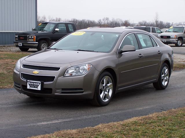 Chevrolet Malibu 2010 photo 1