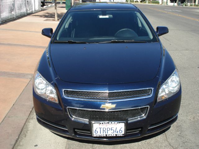 Chevrolet Malibu 2010 photo 2