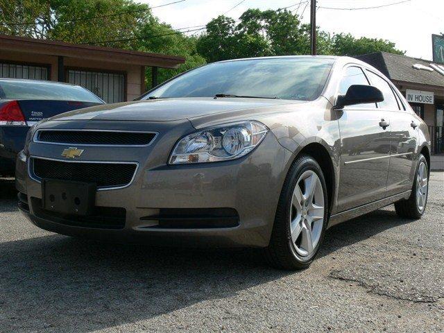 Chevrolet Malibu 2010 photo 1