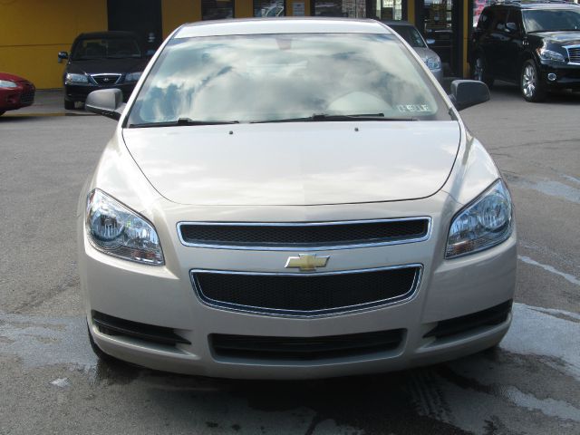 Chevrolet Malibu 2010 photo 4