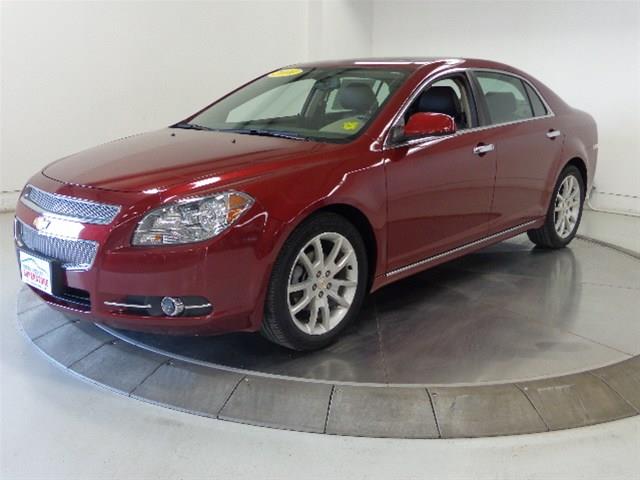 Chevrolet Malibu 2010 photo 2