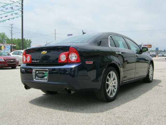 Chevrolet Malibu 2010 photo 12