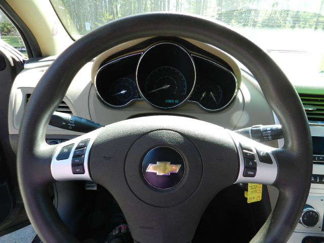 Chevrolet Malibu 2010 photo 8