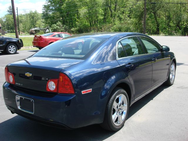 Chevrolet Malibu 2010 photo 13