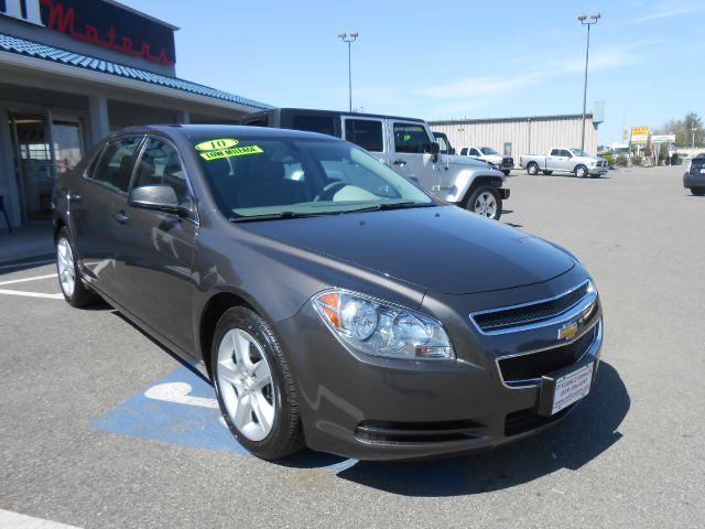 Chevrolet Malibu 2010 photo 3