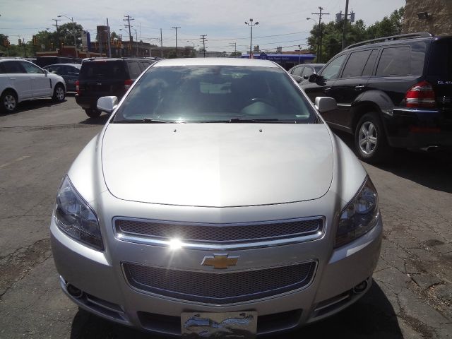 Chevrolet Malibu 2010 photo 2