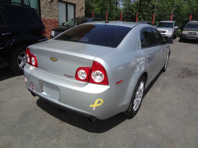 Chevrolet Malibu 2010 photo 4