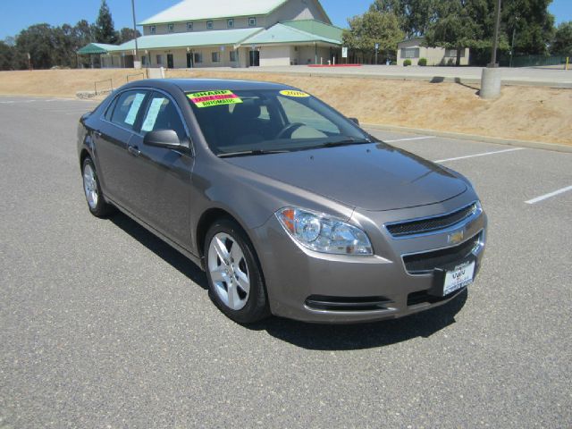 Chevrolet Malibu 2010 photo 2