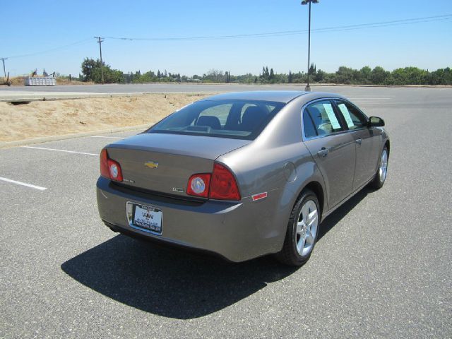 Chevrolet Malibu 2010 photo 3