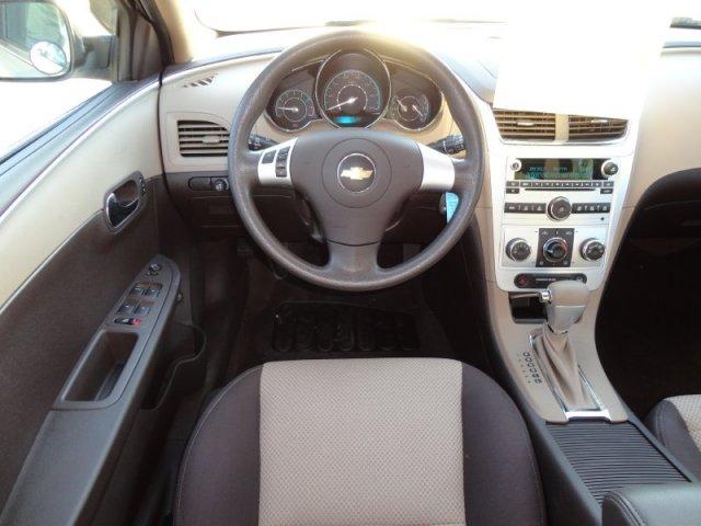 Chevrolet Malibu 2010 photo 5