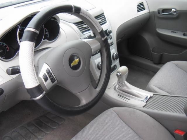 Chevrolet Malibu 2010 photo 9