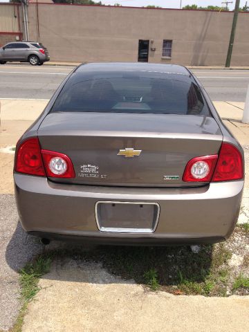 Chevrolet Malibu 2010 photo 4