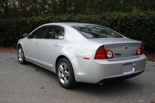 Chevrolet Malibu 2010 photo 4