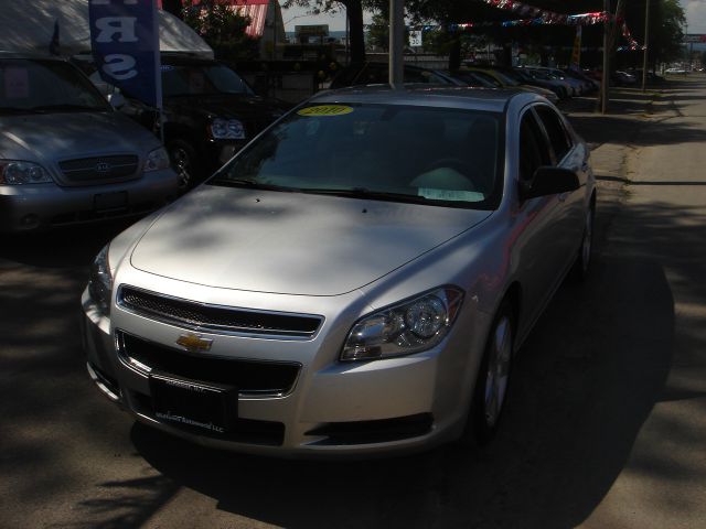 Chevrolet Malibu 2010 photo 2