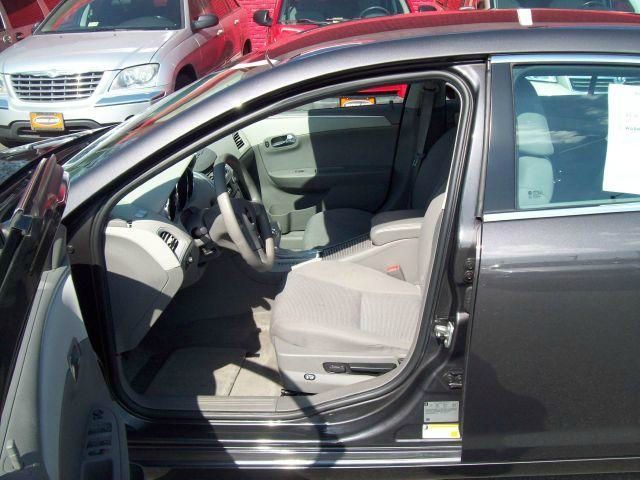 Chevrolet Malibu 2010 photo 4