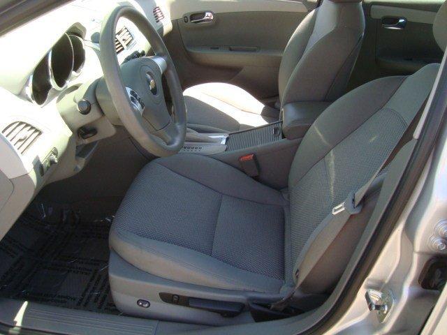 Chevrolet Malibu 2010 photo 5