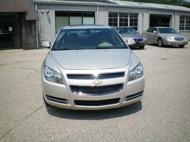 Chevrolet Malibu 2010 photo 1