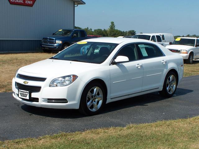 Chevrolet Malibu 2010 photo 1