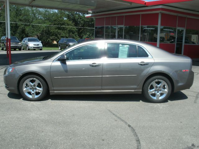 Chevrolet Malibu 2010 photo 1