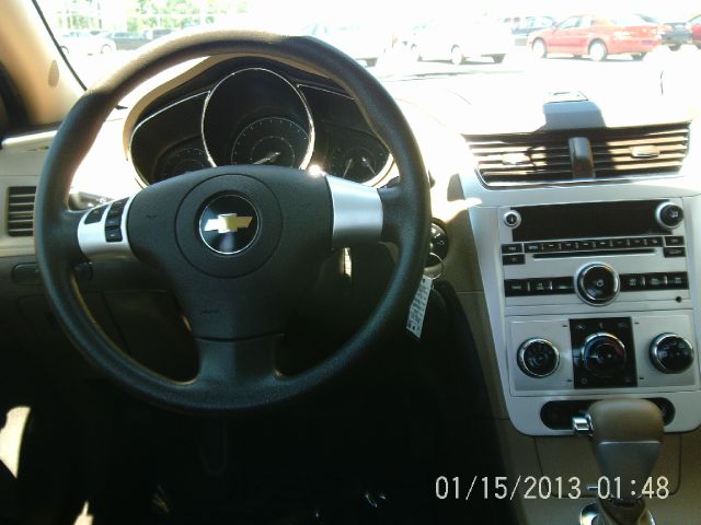 Chevrolet Malibu 2010 photo 4