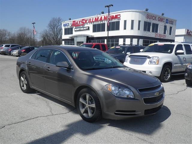 Chevrolet Malibu 2011 photo 2