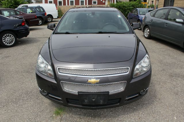 Chevrolet Malibu 2011 photo 4