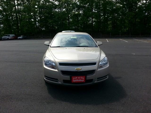 Chevrolet Malibu 2011 photo 2