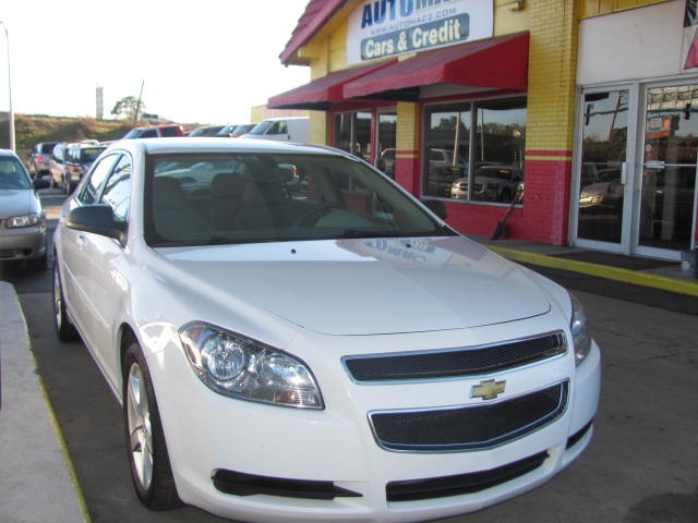 Chevrolet Malibu 2011 photo 3