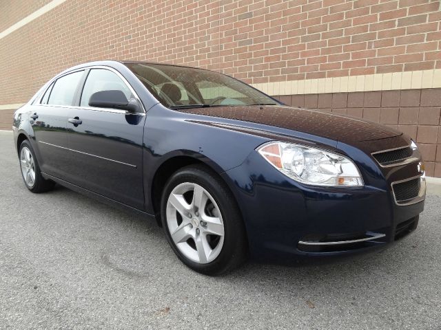 Chevrolet Malibu 2011 photo 2