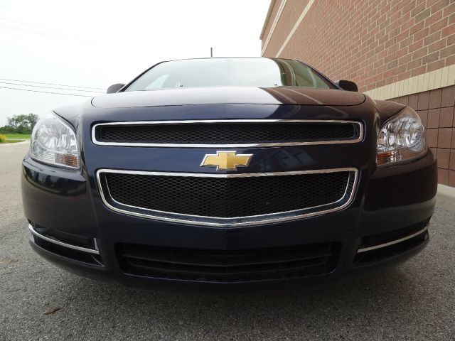 Chevrolet Malibu 2011 photo 4