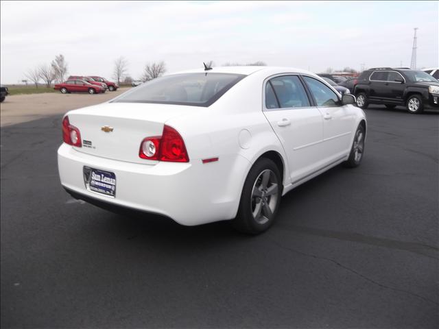 Chevrolet Malibu 2011 photo 1