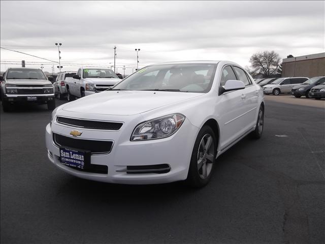 Chevrolet Malibu 2011 photo 3