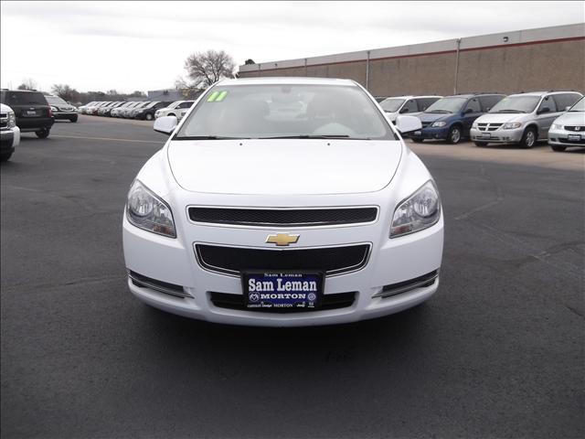 Chevrolet Malibu 2011 photo 4