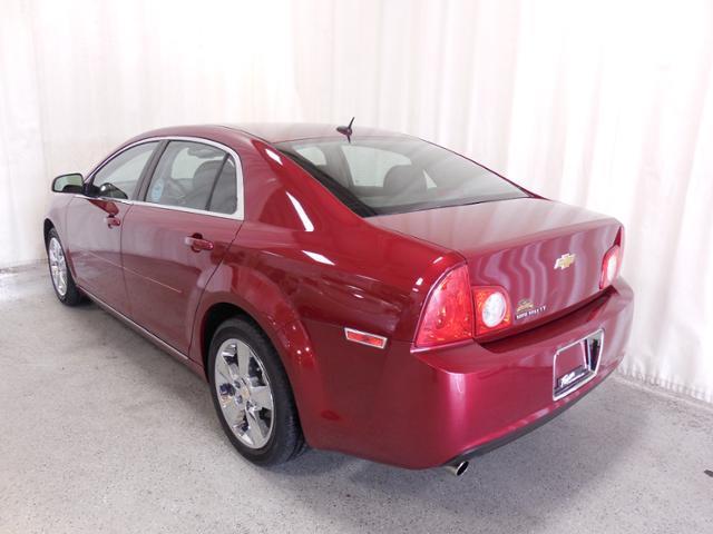 Chevrolet Malibu 2011 photo 1