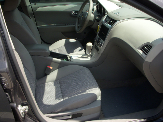 Chevrolet Malibu 2011 photo 8