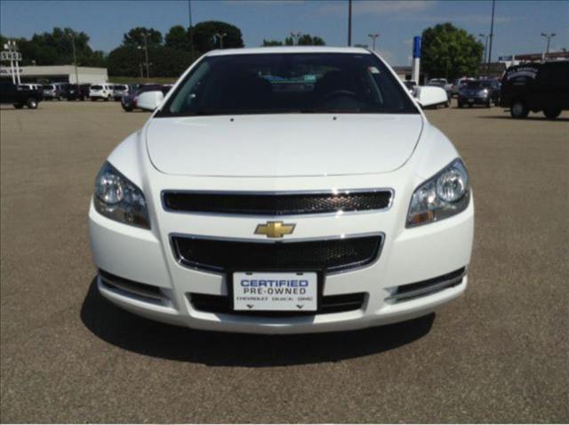 Chevrolet Malibu 2011 photo 3