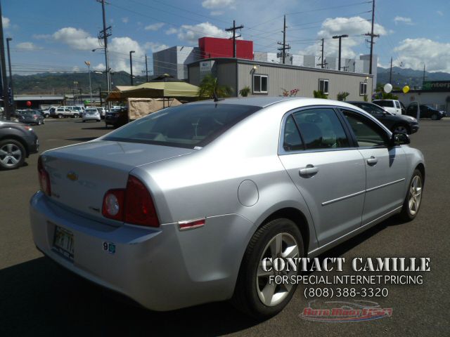 Chevrolet Malibu 2011 photo 4