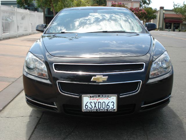 Chevrolet Malibu 2011 photo 2