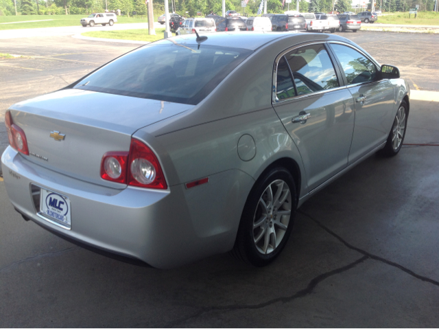 Chevrolet Malibu 2011 photo 13