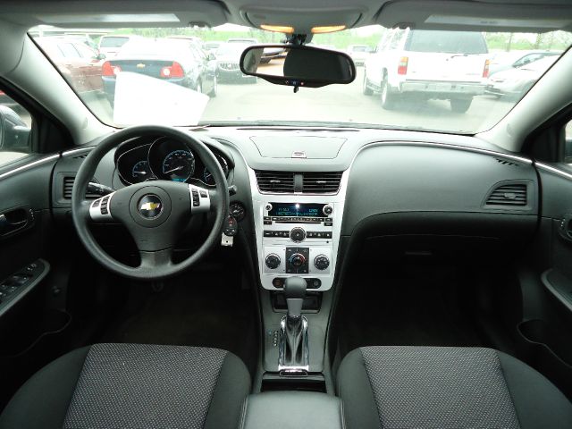 Chevrolet Malibu 2011 photo 5