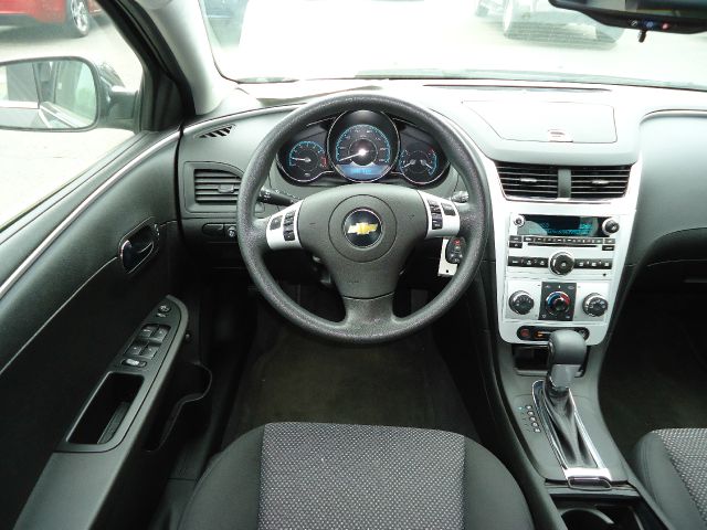 Chevrolet Malibu 2011 photo 6