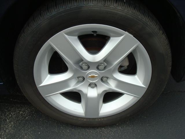 Chevrolet Malibu 2011 photo 5