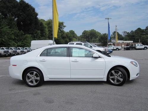 Chevrolet Malibu 2011 photo 3