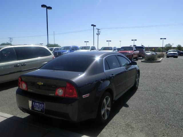 Chevrolet Malibu 2011 photo 2