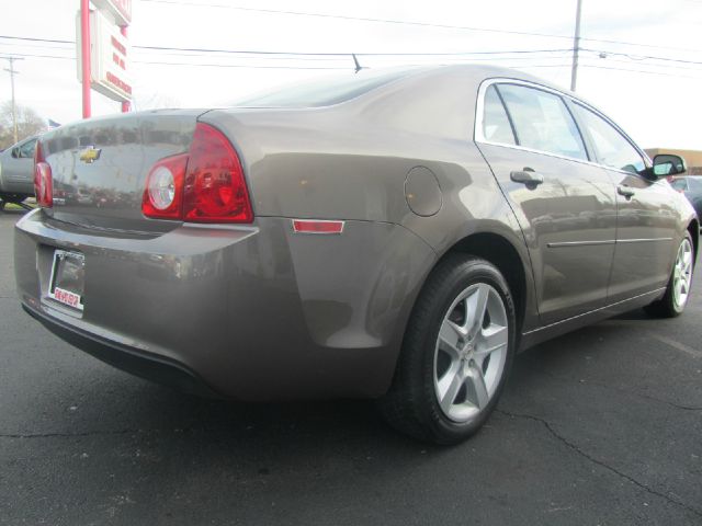 Chevrolet Malibu 2011 photo 1