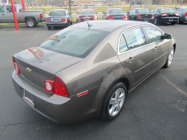 Chevrolet Malibu 2011 photo 13