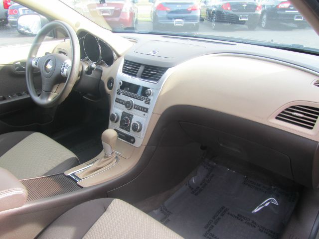 Chevrolet Malibu 2011 photo 30